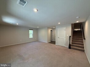 9730 Cedarmass Cir in Fredericksburg, VA - Building Photo - Building Photo