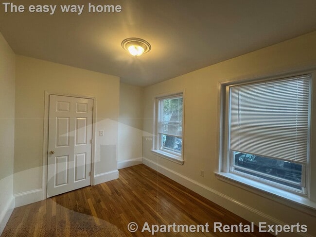 2 Cypress St in Somerville, MA - Building Photo - Building Photo