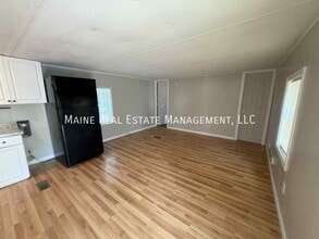 19 Balsam Ln in Levant, ME - Building Photo - Building Photo