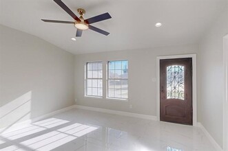 1102 Warrington Way in Forney, TX - Building Photo - Building Photo