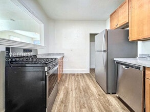 4902 Meade St in Denver, CO - Building Photo - Building Photo