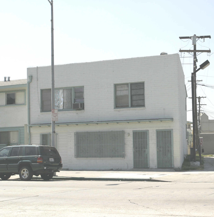 3320-3324 Martin Luther King Jr Blvd in Lynwood, CA - Building Photo