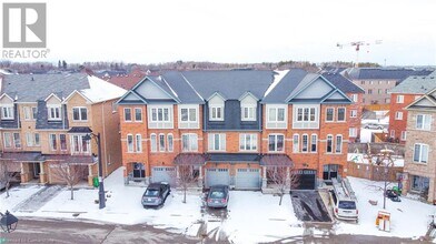 34 Magdalene Cres in Brampton, ON - Building Photo - Building Photo