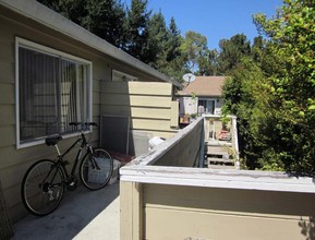 1838 Higdon Ave in Mountain View, CA - Building Photo - Other