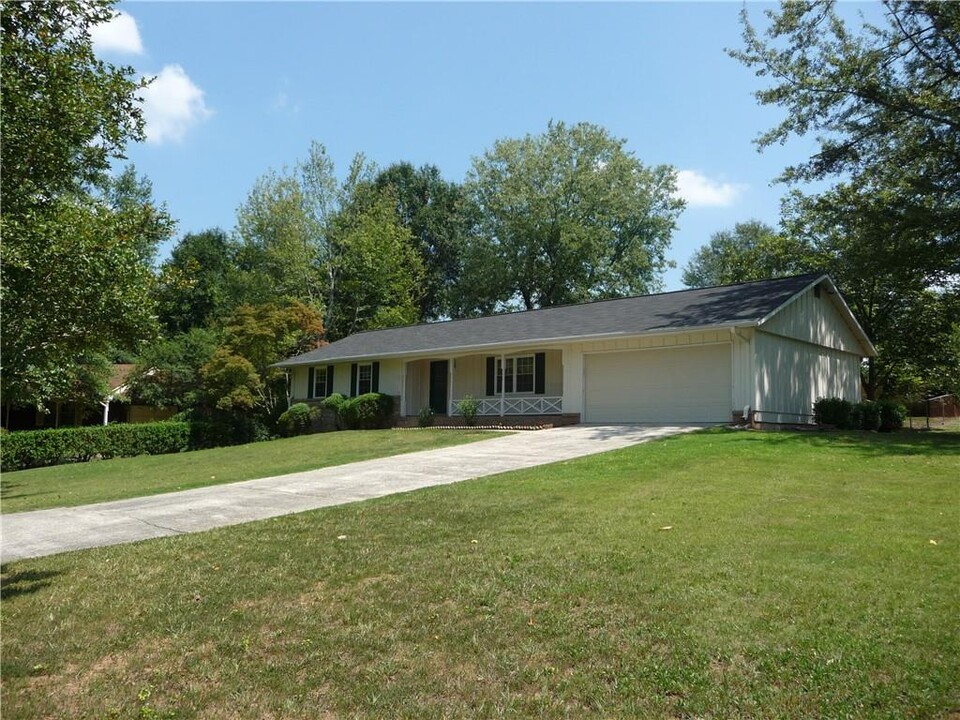 3505 Commanche Ct SE in Smyrna, GA - Building Photo