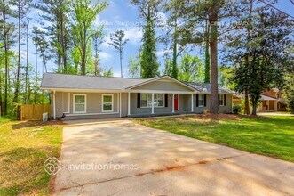 4240 Newcomb Rd in Decatur, GA - Building Photo - Building Photo