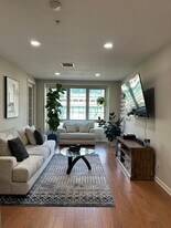 1465 C St in San Diego, CA - Building Photo