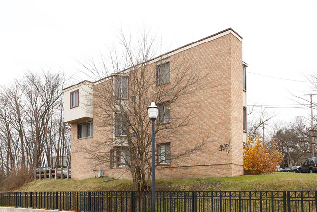 411 High St in Ann Arbor, MI - Foto de edificio - Building Photo