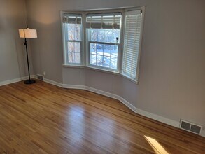 1966 Rome Ave in St. Paul, MN - Foto de edificio - Building Photo