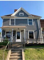 212 E South St in South Bend, IN - Building Photo