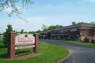 Bradley Manor Apartments