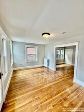 58 Saxton St, Unit 2 in Boston, MA - Building Photo - Building Photo
