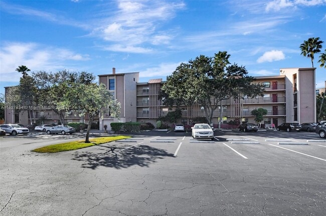 property at 7300 Lake Cir Dr