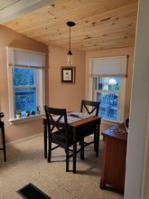 20 Lakeview Cir in East Lyme, CT - Foto de edificio - Building Photo