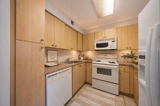 2809 N Course Dr in Pompano Beach, FL - Building Photo - Building Photo