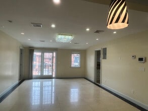 36-12 215th Pl in Queens, NY - Building Photo - Building Photo