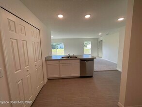 1218 Landau Rd SW in Palm Bay, FL - Building Photo - Building Photo