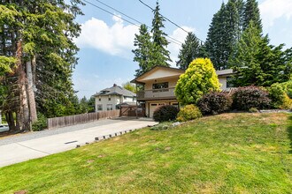 1250 Racine St in Bellingham, WA - Foto de edificio - Building Photo
