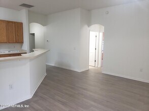 2506 Creekfront Dr in Green Cove Springs, FL - Building Photo - Building Photo