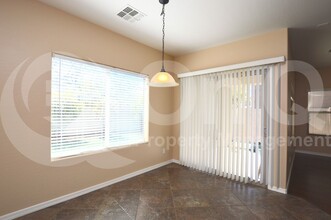 2531 W Desert Vista Trail in Phoenix, AZ - Building Photo - Building Photo