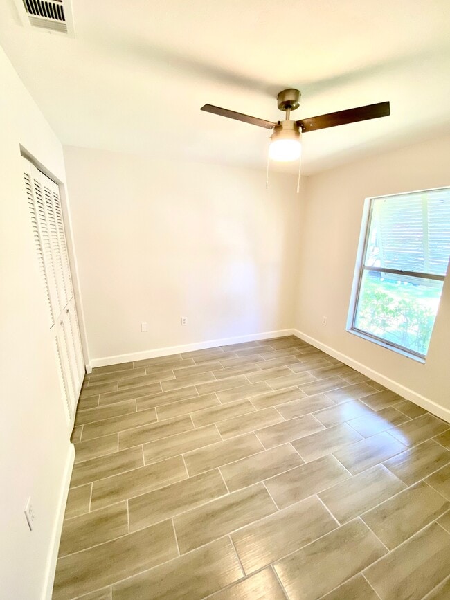 property at 5340 Royal Palm Ave