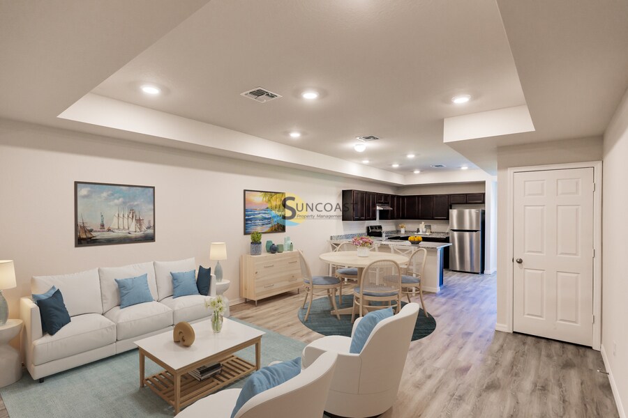 12225 Tetzel Ave in Port Charlotte, FL - Foto de edificio