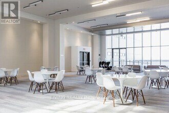 36 Lisgar St in Toronto, ON - Building Photo - Building Photo