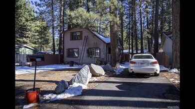 2580 Rose Ave in South Lake Tahoe, CA - Building Photo - Building Photo