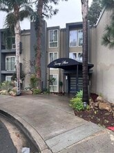 4860 Rolando Ct in San Diego, CA - Building Photo - Building Photo