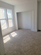 255 Elmwood Ave, Unit LOWER in Newark, OH - Foto de edificio - Building Photo
