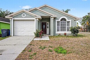 1817 Coyote Pl in Brandon, FL - Building Photo