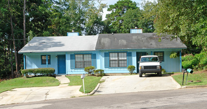 700 Pointe Ct in Tallahassee, FL - Building Photo - Building Photo