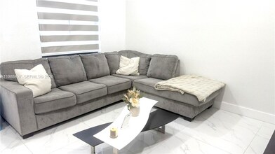 3318 W 106th Ter, Unit 3318 in Hialeah, FL - Building Photo - Building Photo