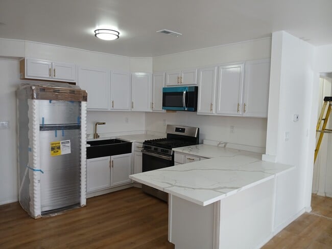 property at 2128 Vermont St