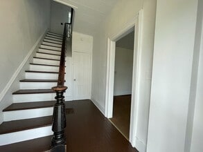 68 W Mohawk St, Unit 68 West Mohawk Street in Oswego, NY - Building Photo - Building Photo