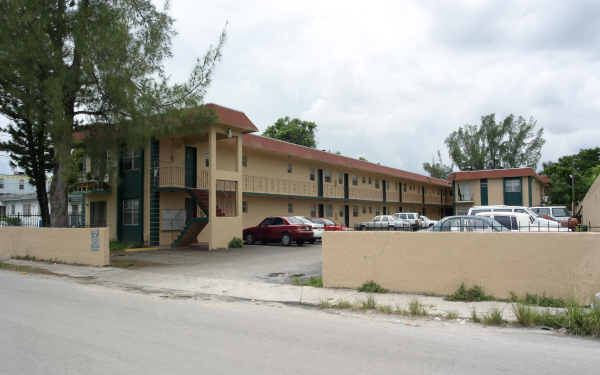 13240 Port Said Rd in Opa Locka, FL - Building Photo - Building Photo