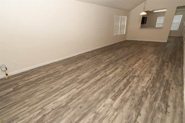 56 Santa Barbara Dr in Manvel, TX - Building Photo - Building Photo