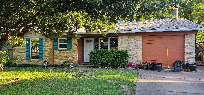 1011 Chesapeake Dr, Unit Unit A in Austin, TX - Building Photo
