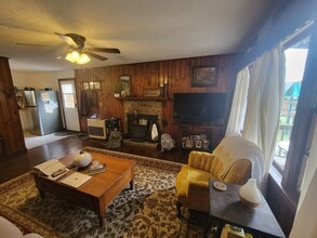 113 Headman Ln in Maggie Valley, NC - Building Photo - Building Photo