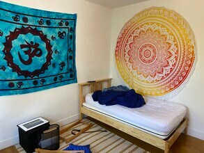 590 Cambridge St, Unit 3 in Boston, MA - Foto de edificio - Building Photo