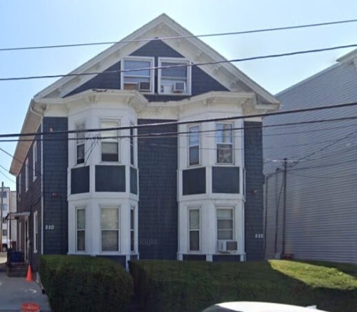 224 Banks St, Unit 220-1 in Cambridge, MA - Building Photo - Building Photo