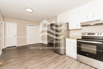 3175 Wells Pl in Macon, GA - Building Photo - Building Photo