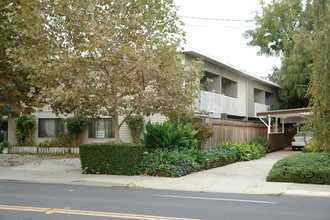 1015 Minnesota Ave in San Jose, CA - Building Photo - Building Photo