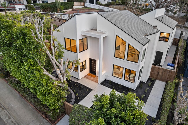 property at 2029 Del Mar Heights Rd