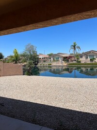 958 E Indian Wells Pl in Chandler, AZ - Building Photo - Building Photo