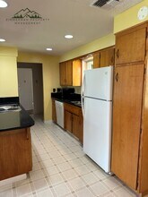 3512 Valentine Ct in Springfield, OR - Building Photo - Building Photo