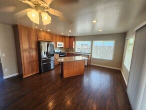 8411 Menkar Rd in San Diego, CA - Building Photo - Building Photo