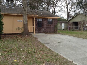 5209 Napoleon Dr in North Charleston, SC - Building Photo - Building Photo