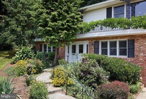 3615 38th St N in Arlington, VA - Building Photo