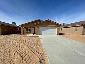 4528 S Desert Willow Wy in Yuma, AZ - Building Photo